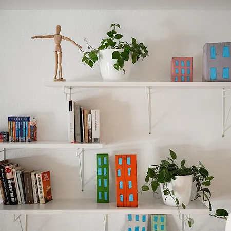 San Diego - Bright And Colourful Loft With Cathedral View
