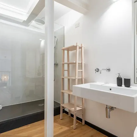 דירה San Diego - Bright And Colourful Loft With Cathedral View קליארי