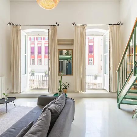 San Diego - Bright And Colourful Loft With Cathedral View דירה קליארי